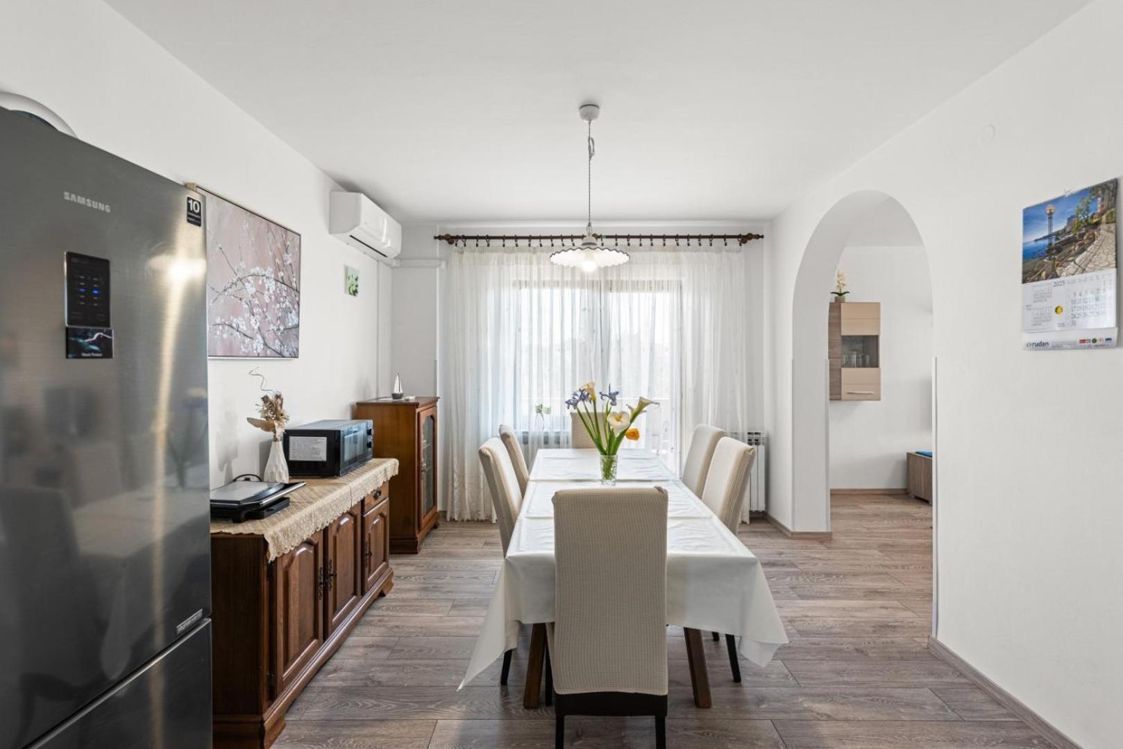 Apartment Marchela Nova Vas  外观 照片